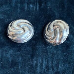 Sterling Silver Mexico Swirl Clip-On Earrings